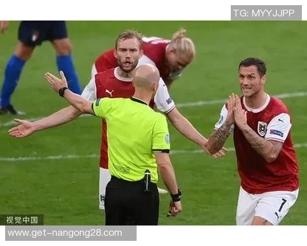 全球足球盛宴最新赛事回顾与精彩瞬间分析